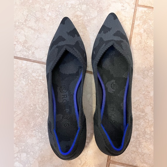 Rothy's Shoes - Rothy’s size 8 Flats - only worn twice, purchased new. Smoke free home.